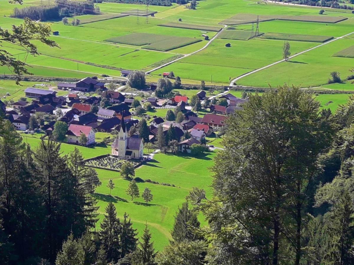 Haus Fischer Nassfeldblick Kirchbach  Exterior photo